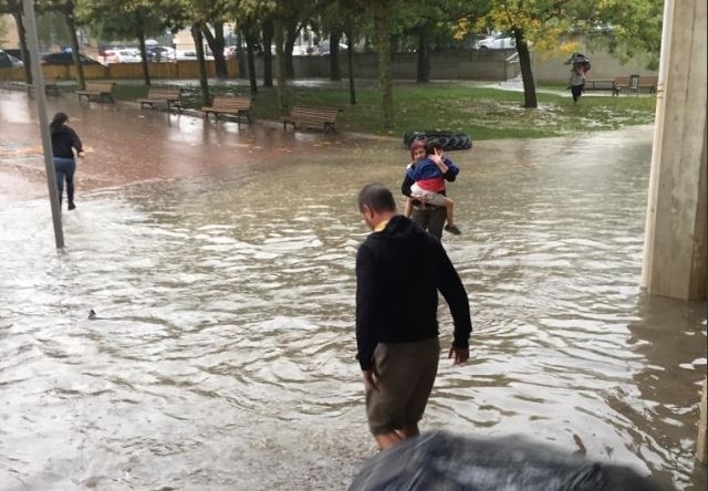 Coletazos de DANA: una fuerte tromba de agua sacude Pamplona