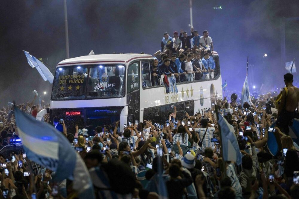 La nazionale argentina in trionfo a Buenos Aires  / LAPRESSE