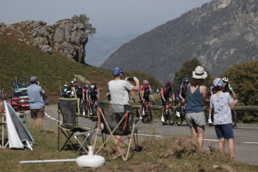 El belga Remco Evenepoel se impone en Larra Belagua, Kuss sigue líder  / MANUEL BRUQUE