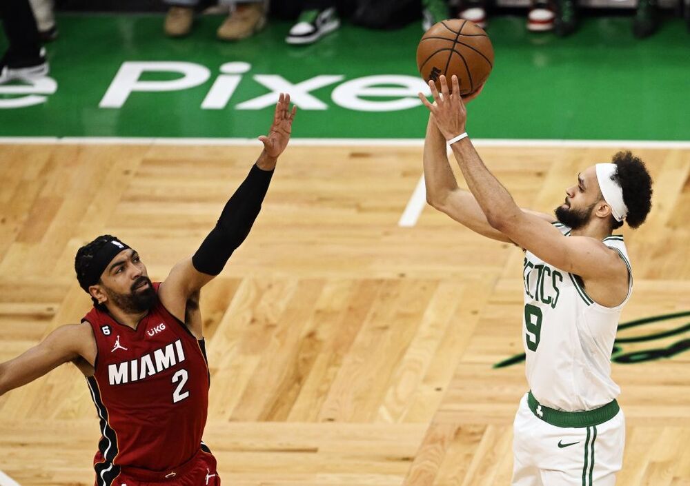 NBA Eastern Conference Finals - Miami Heat at Boston Celtics  / JOHN CETRINO