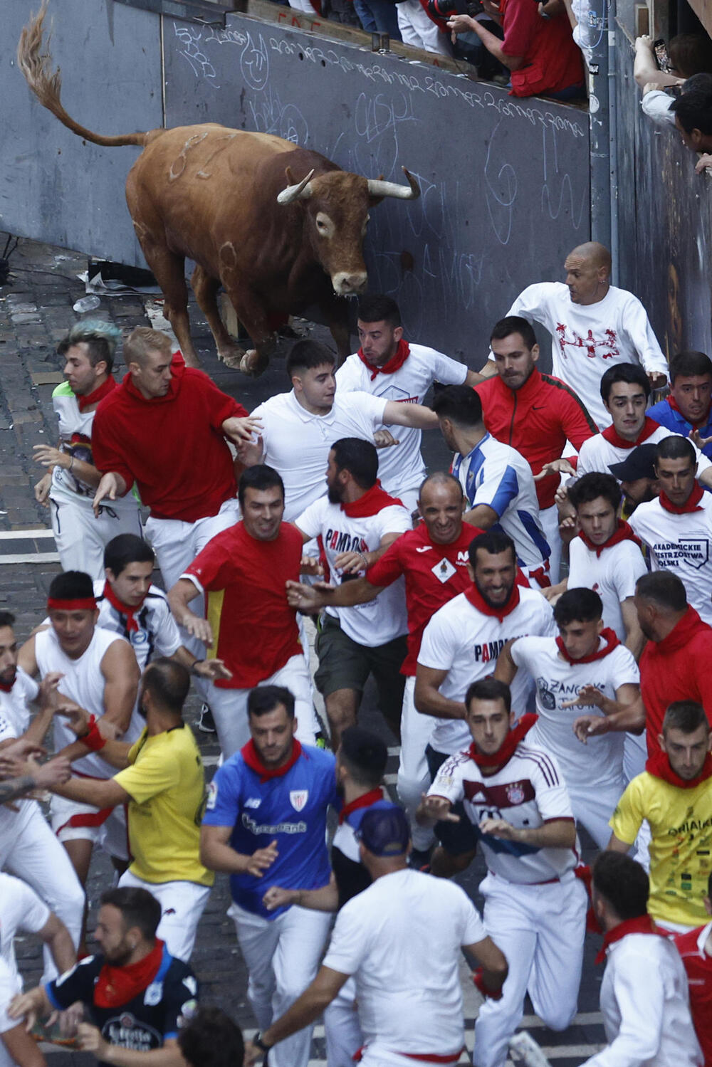 Tercer encierro de los sanfermines 2023  / RODRIGO JIMÉNEZ