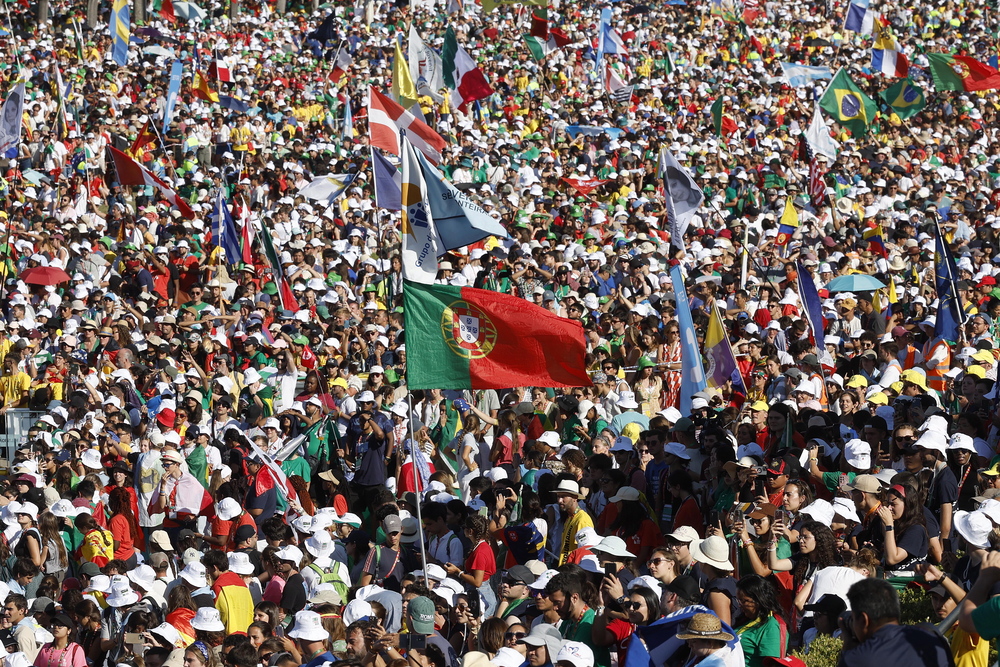 Pope Francis attends welcome ceremony at Meeting Hill during World Youth Day  / EFE