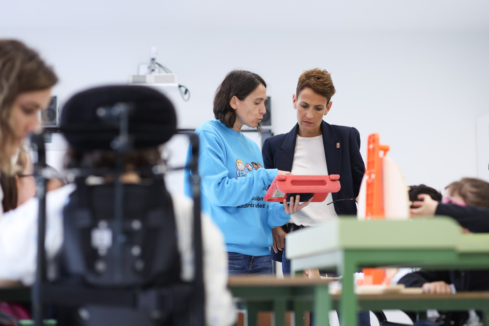 La Presidenta Chivite visita el colegio Andrés Muñoz Garde