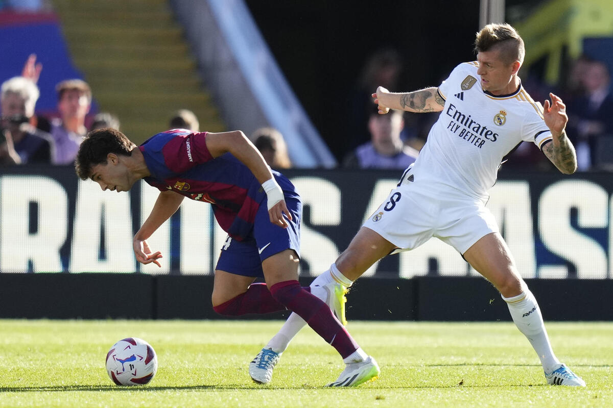 FC Barcelona vs. Real Madrid  / SIU WU