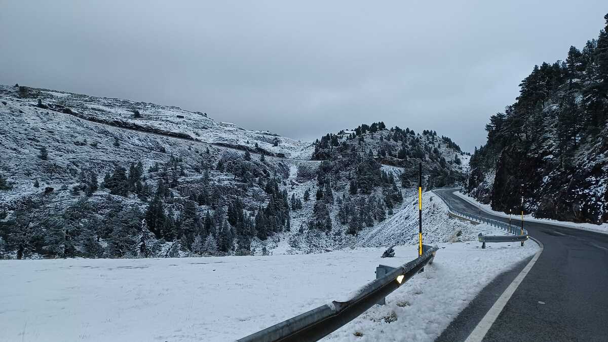 Aparece la nieve en Belagua  / NATV