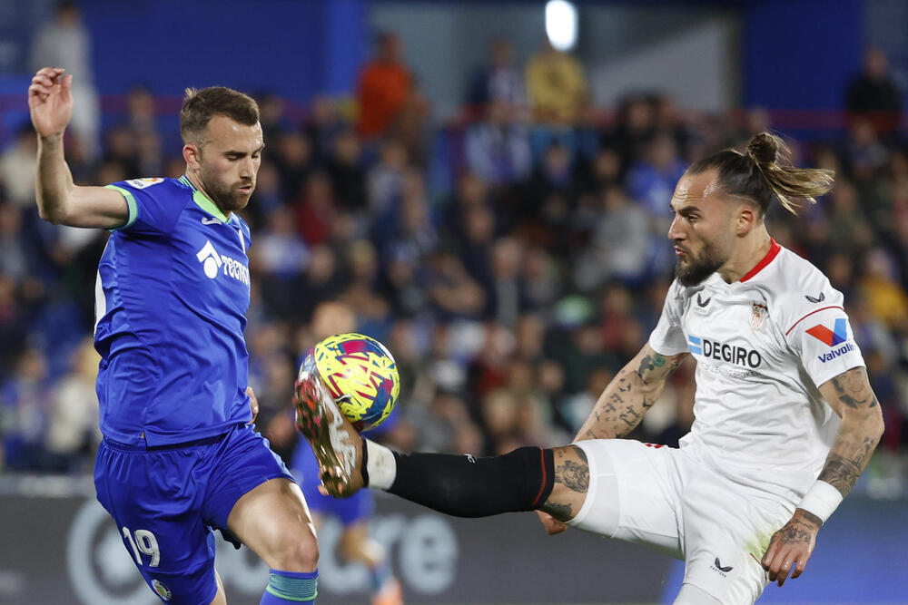 Munir y Ünal lanzan al Getafe 