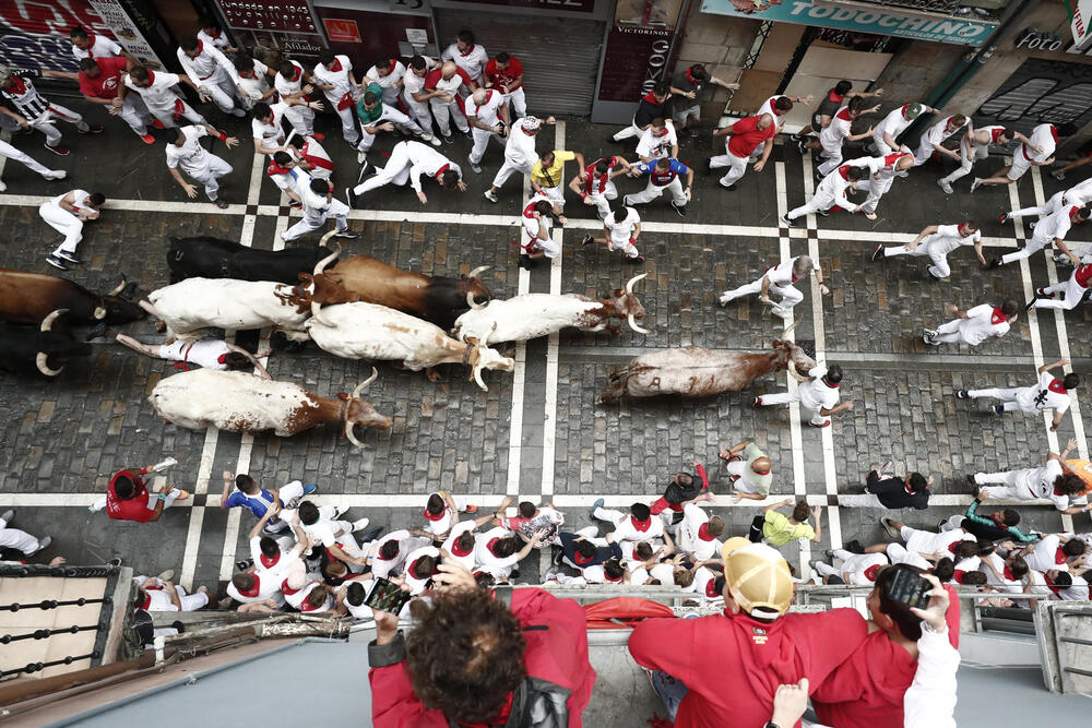 Primer encierro de los sanfermines 2023  / JESÚS DIGES / EFE