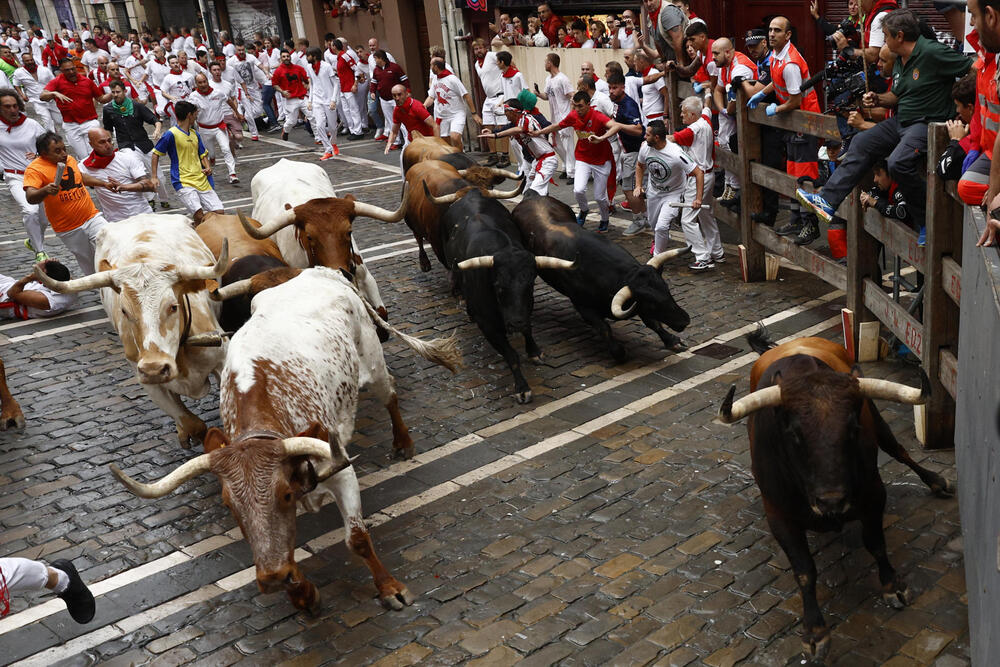 First bullrun of Sanfermines 2023  / RODRIGO JIMÉNEZ / EFE