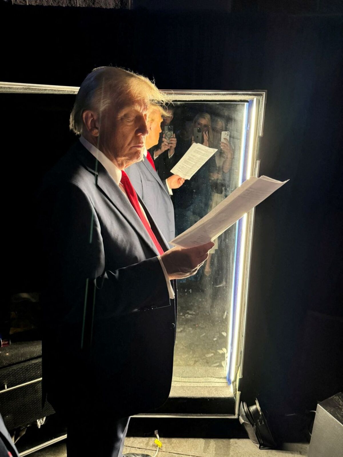 Republican presidential nominee and former U.S. President Donald Trump  is seen backstage at Palm Beach County Convention Center in West Palm Beach, Florida  / ERIC TRUMP/X