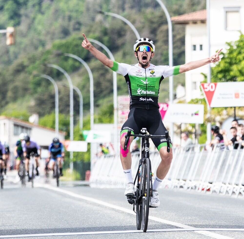 Alberto Álvarez se impone en Zubiri