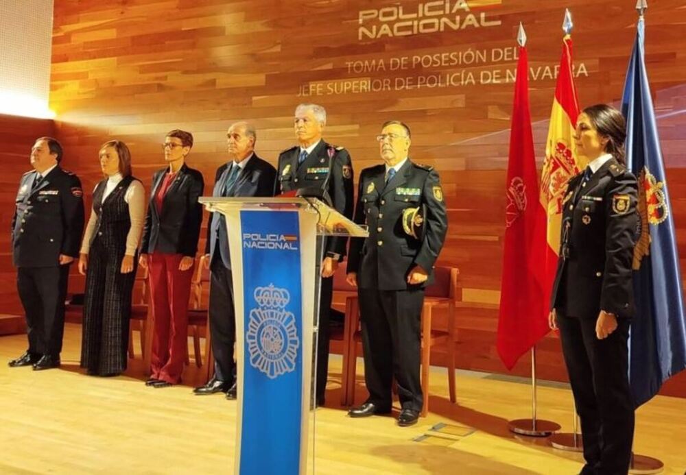 Toma de posesión del nuevo jefe de la Policía Nacional en Navarra, Manuel Jesús del Collado