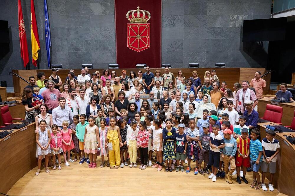 Acto institucional de bienvenida y reconocimiento a las familias de acogida de los niños y niñas sahrauis