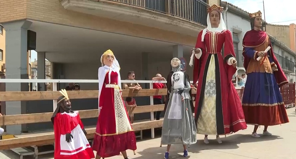 Fustiñana finaliza entre gigantes las Fiestas de la Juventud