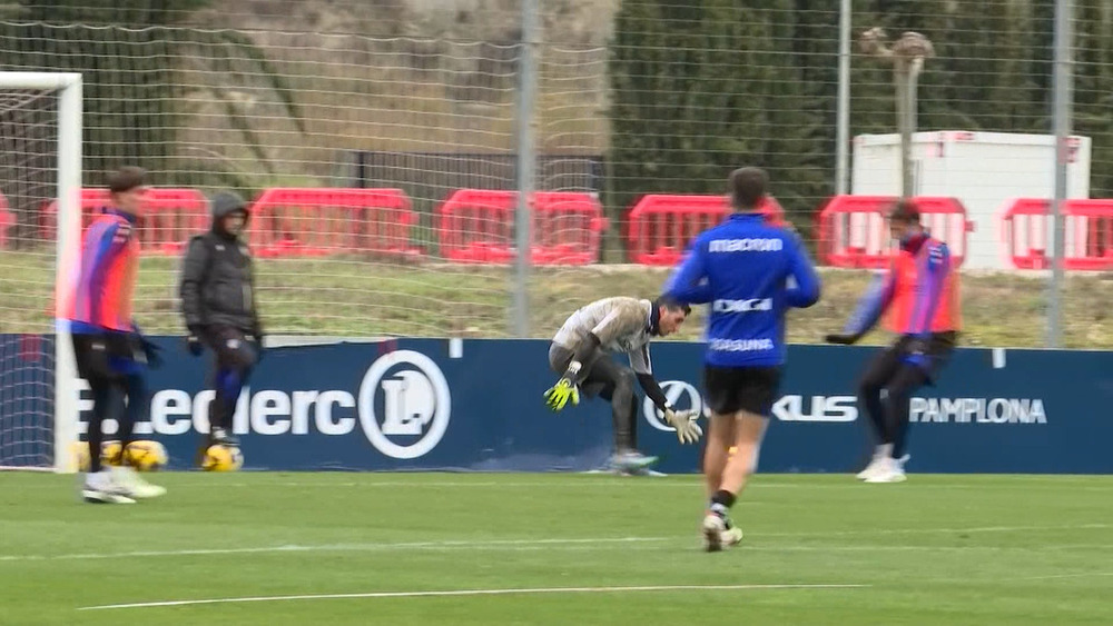 Imagen de un entrenamiento de Osasuna en Tajonar