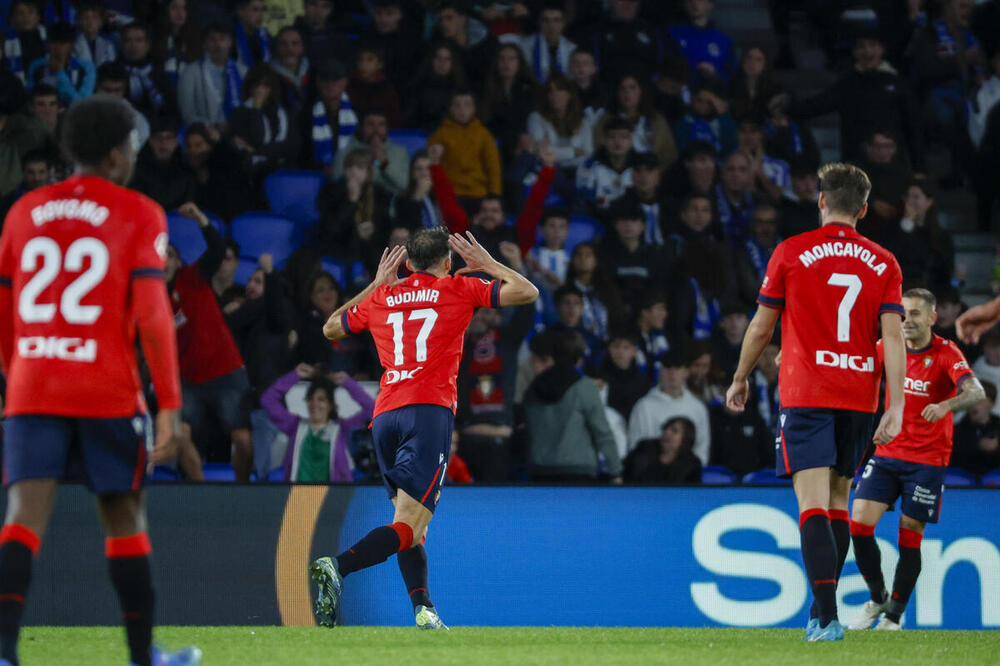 Osasuna suma, sin apuros, su primer triunfo como visitante