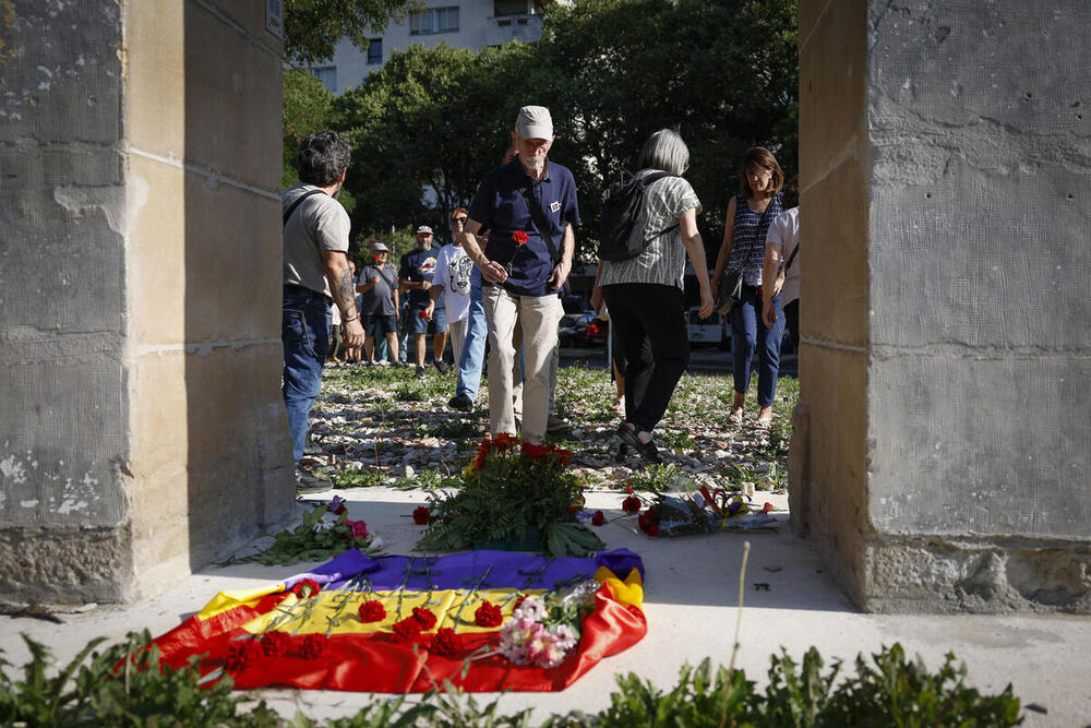 Pamplona y Cadreita homenajea a los 53 presos de Valcaldera 