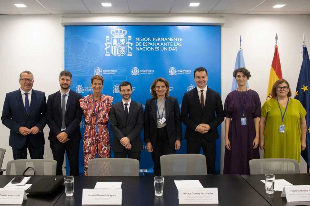 Reunión entre los ministros y la presidenta Chivite en la embajada para preparar la intervención en el Foro de Naciones Unidas