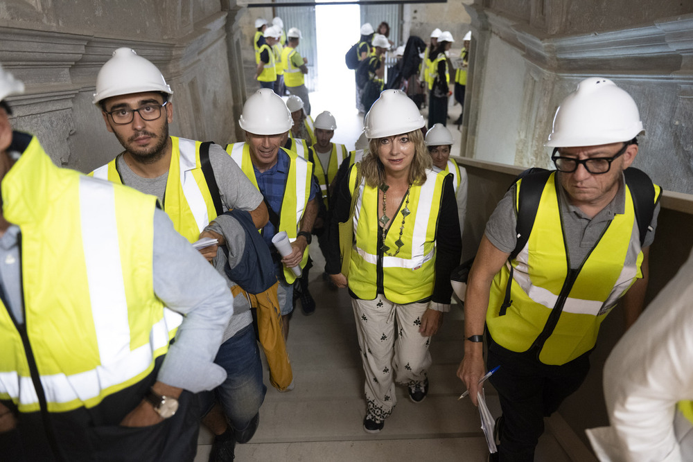 La vicepresidenta Ana Ollo visitando el inmueble