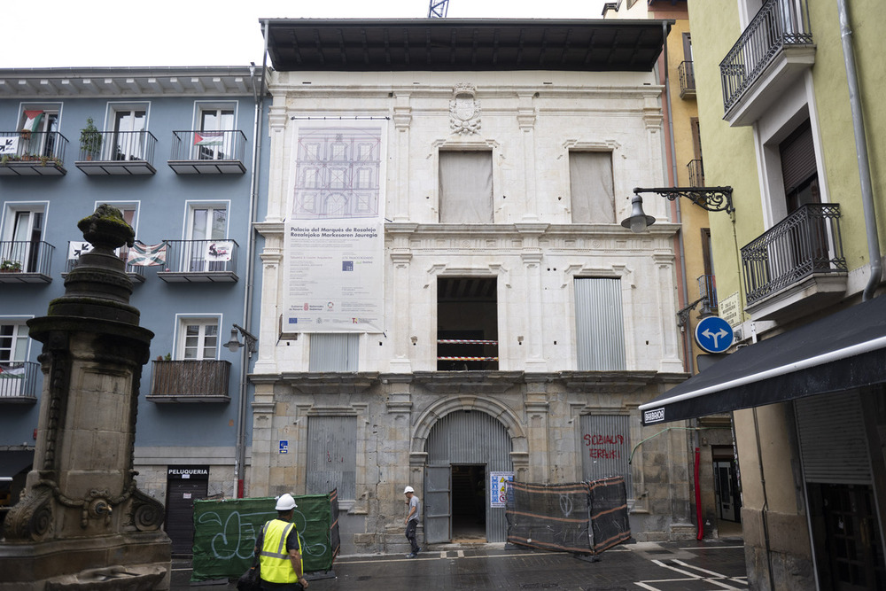 Imagen de la fachada del Palacio de Rozalejo