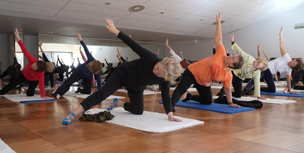 Abren las inscripciones para los cursos de yoga de mayores