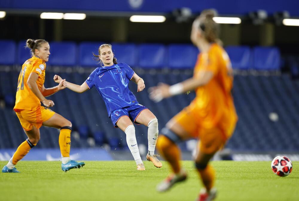 El Real Madrid muere en la orilla en Stamford Bridge
