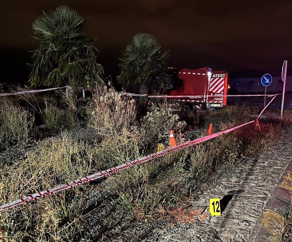 Fallece un motorista en Tajonar al chocar contra un árbol