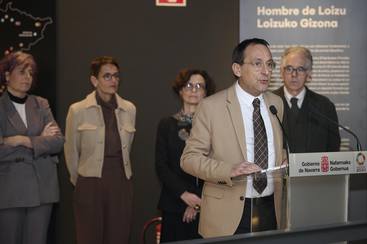 La Mano de Irulegi y el 'hombre de Loizu' en una nueva ubicación en el Museo de Navarra  / IÑAKI PORTO