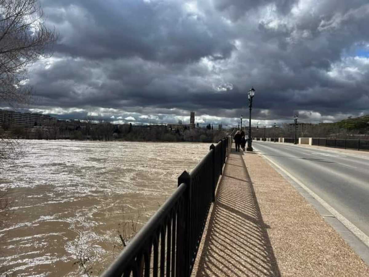 El agua llega a Tudela   / navarratelevision.es