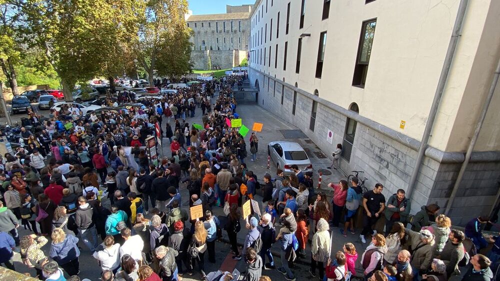 El profesorado de la educación pública frente al Departamento de Educación