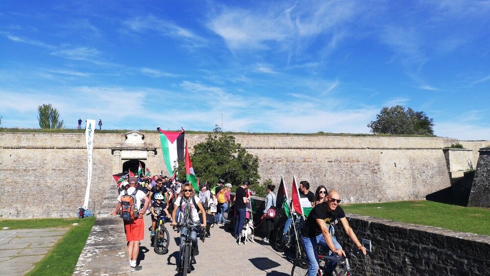 Una marcha por Palestina en bicicleta recorre Pamplona