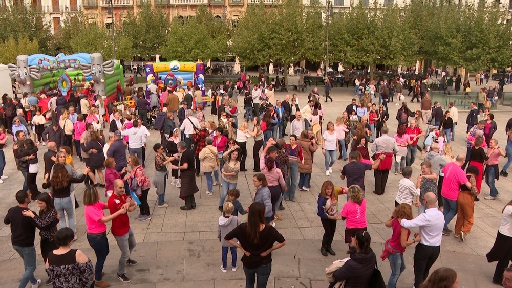 Pamplona se vuelca en la lucha contra el cáncer de mama