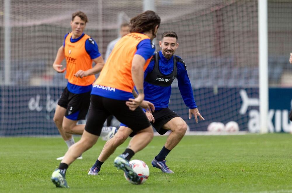 El equipo rojillo en un entrenamiento 