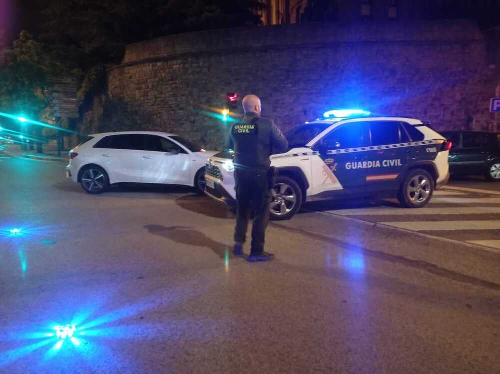 Imagen del vehículo tras chocar en Pamplona