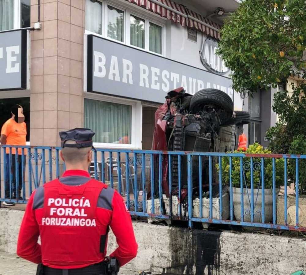 Policía Foral en el lugar de los hechos