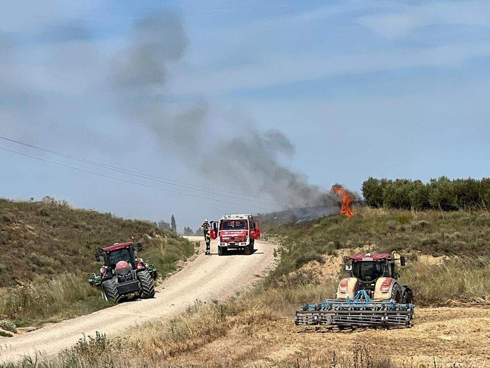 Incendio entre Larraga y Lerín