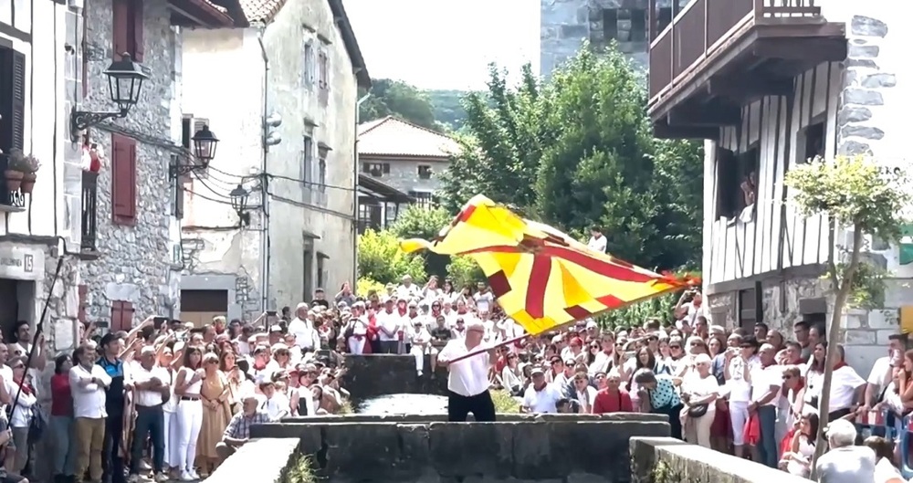 Lesaka baila el Zubigainekoa en su día grande por San Fermín