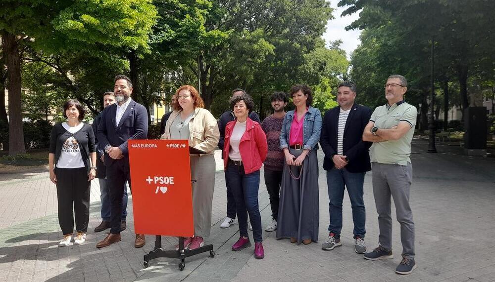 Un momento de la intervención de la candidata navarra del PSOE al Parlamento Europeo, Elena Sancho - EUROPA PRESS