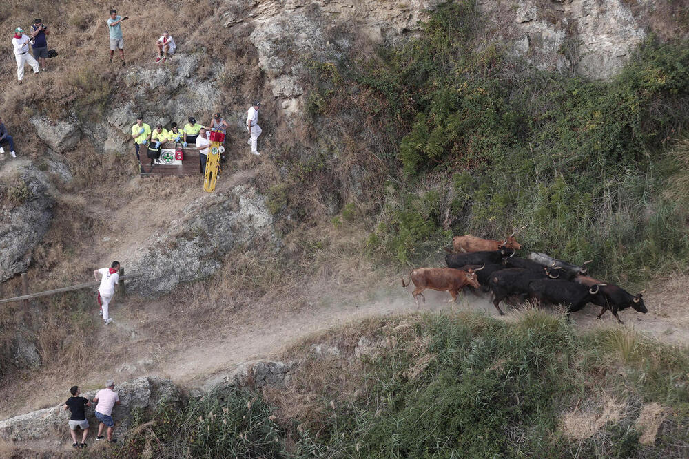 Las Teodoro Vergara protagonizan un Pilón interminable