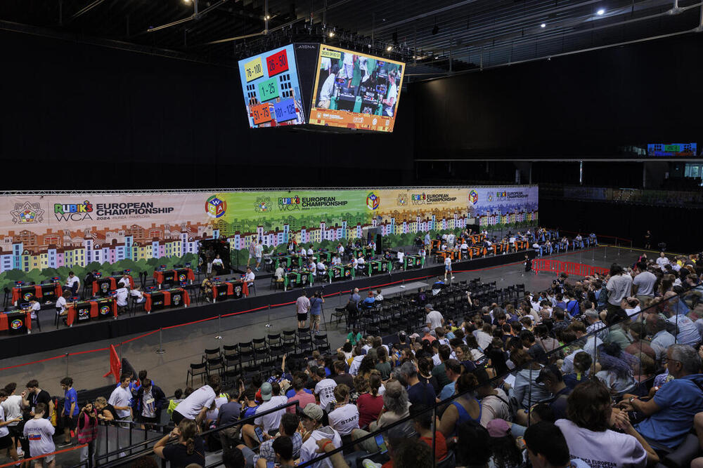 Pamplona cierra cuatro días de culto al cubo de Rubik