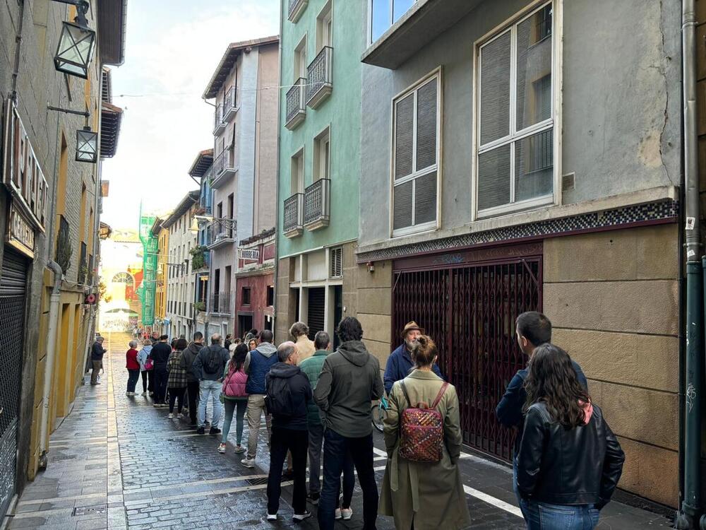 Largas colas en una nueva cita con la churrería 'La Mañueta'