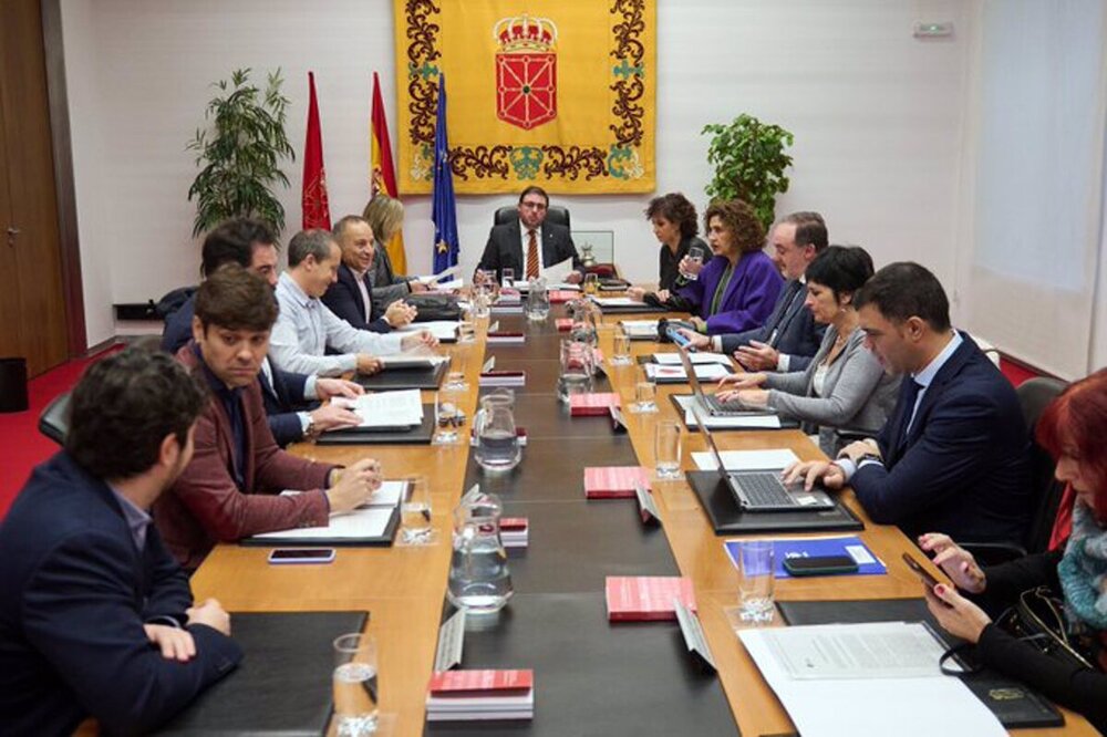 Mesa y Junta de Portavoces del Parlamento de Navarra. - PARLAMENTO DE NAVARRA 