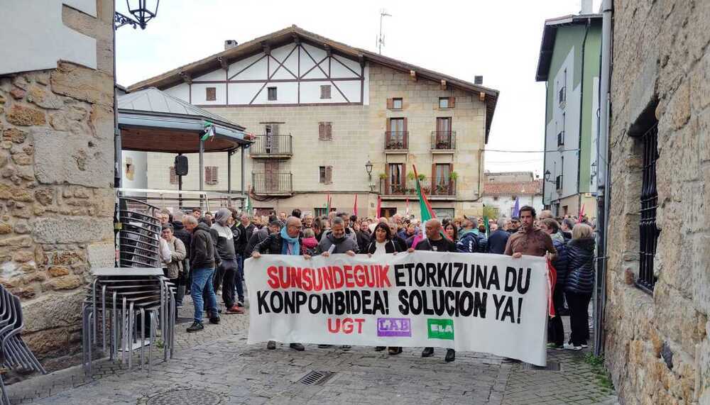 Una manifestación reclama una 