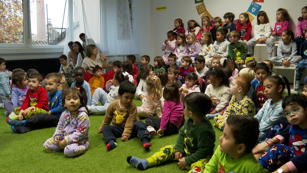 Los más pequeños en clase en el colegio La Presentación de Villava