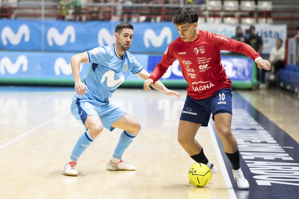 Osasuna Magna da la campanada en casa del líder