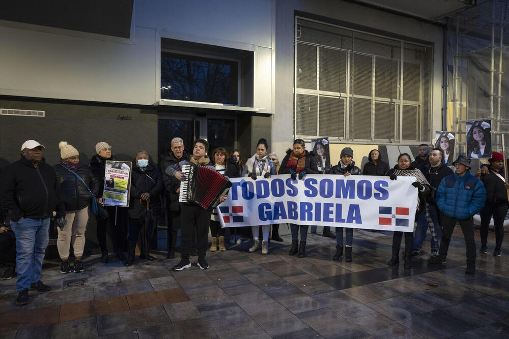 Reclaman esclarecer la desaparición de Gabriela Reyes