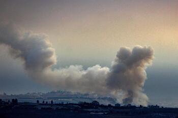 Israel bombardea un 'almacén de cohetes' de Hezbolá