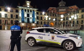 Detenido por intentar agredir a la policía tras una pelea