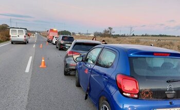 Una herida leve tras chocar 5 coches en la NA-160, en Tudela