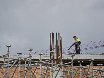 Pamplona ofrece al Gobierno parcelas para construir vivienda