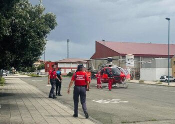 Un trabajador se corta con una radial en Tafalla